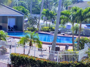 Relax in Condo Near Siesta Beach 1